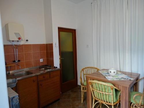 Roni Apartment Crikvenica Exterior photo